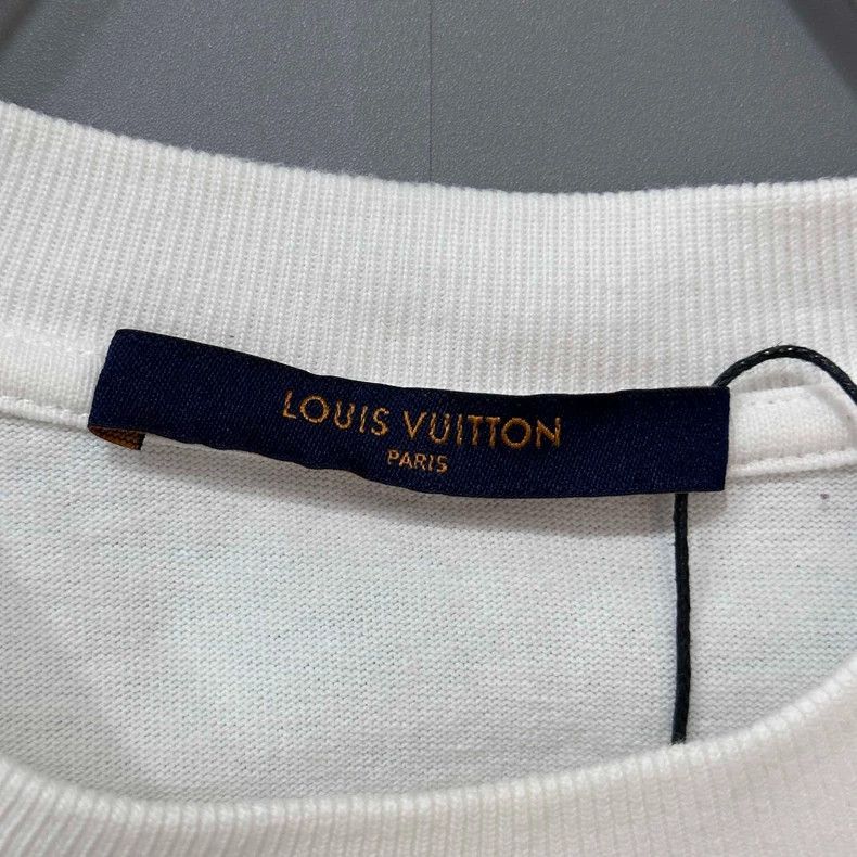 Louis Vuitton Louis Vuitton Short Sleeve T-Shirt-yf Size US S / EU 44-46 / 1 - 5 Thumbnail