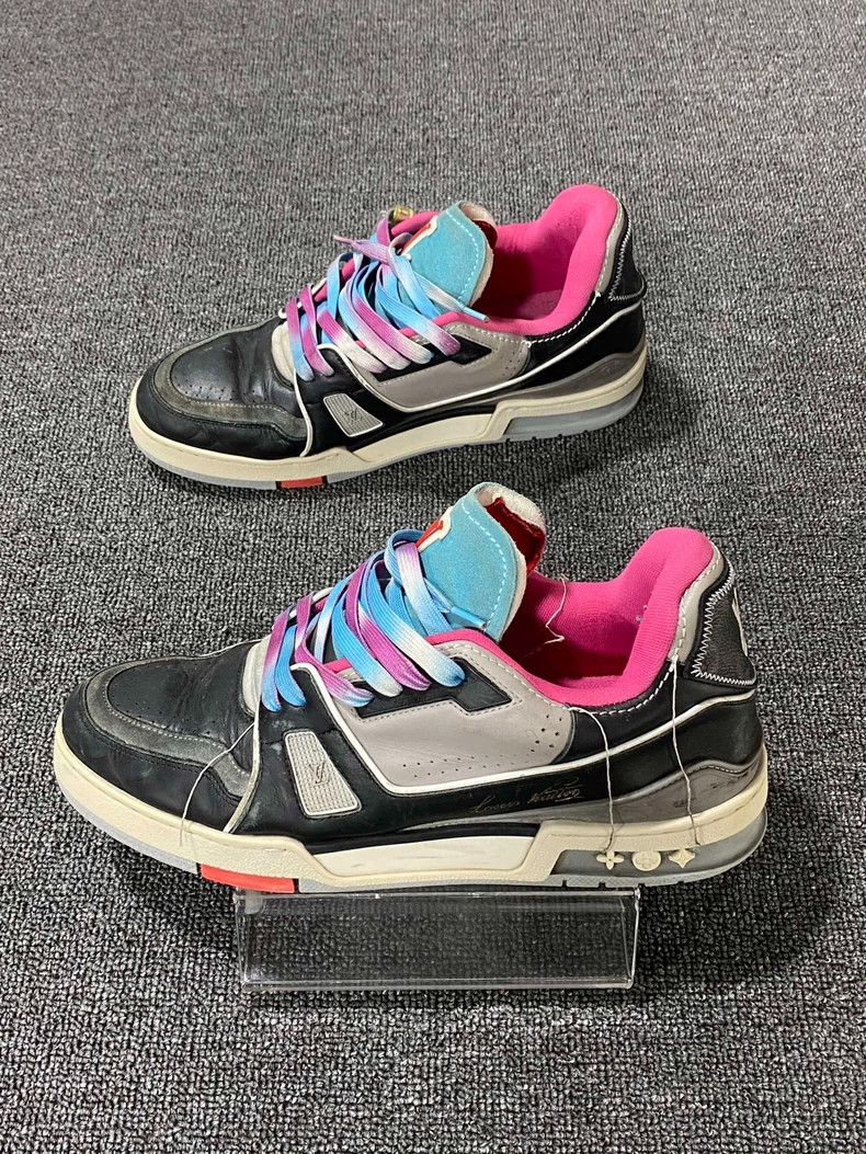 Louis Vuitton Louis Vuitton Black Pink Trainer Sneakers-yf Size US 9 / EU 42 - 2 Thumbnail