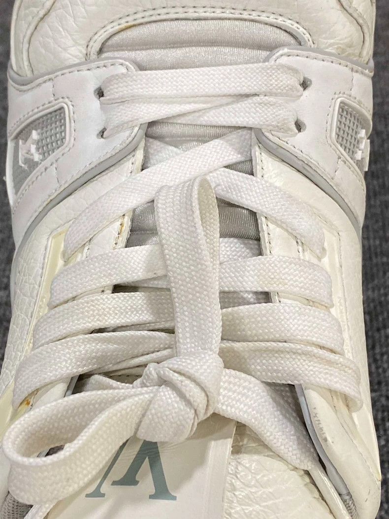 Louis Vuitton White LV Louis Vuitton Trainer Sneakers-yf Size US 9 / EU 42 - 7 Thumbnail