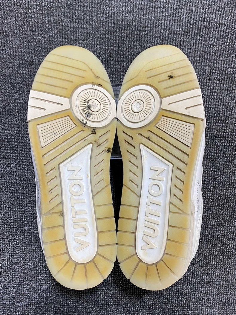 Louis Vuitton White LV Louis Vuitton Trainer Sneakers-yf Size US 9 / EU 42 - 6 Thumbnail