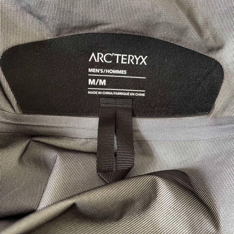 Arc'teryx Arcteryx Deep Blue Hard Shell Jacket-yf Size US M / EU 48-50 / 2 - 6 Thumbnail