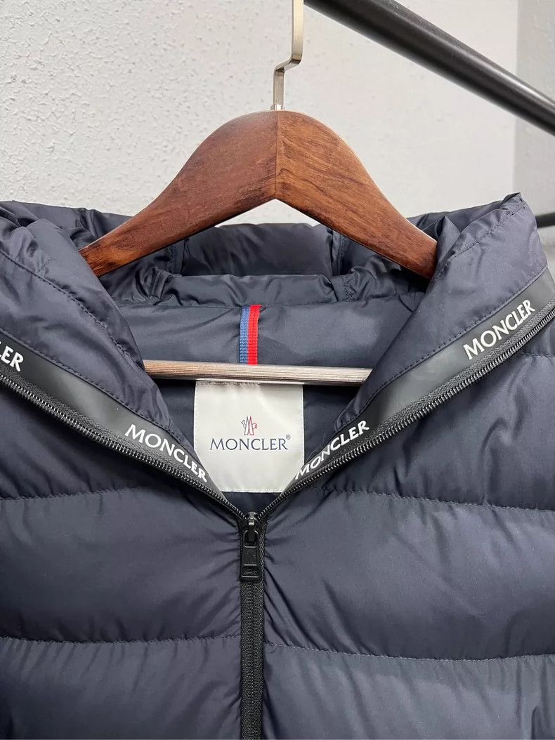 Moncler Moncler Chambeyton Logo Down Jacket-yf Size US M / EU 48-50 / 2 - 4 Thumbnail