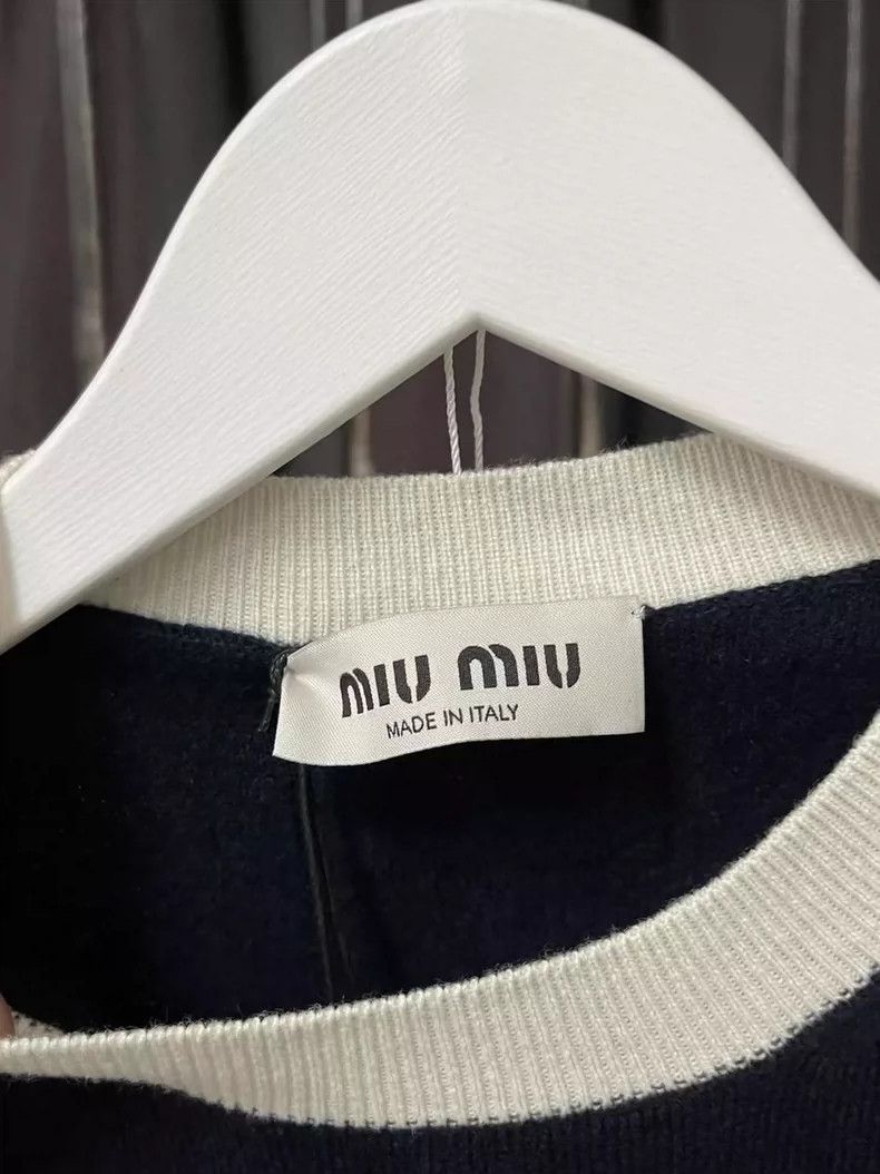 Miu Miu Miu Miu Short Sleeve Sweater in Dark Blue-yf Size US M / EU 48-50 / 2 - 6 Thumbnail