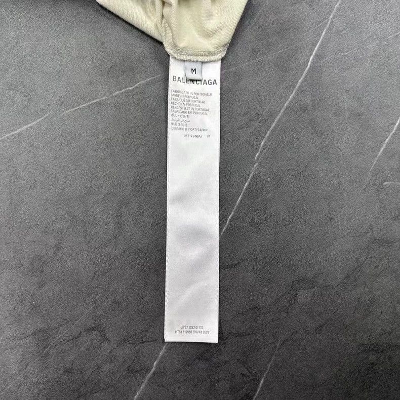 Balenciaga Balenciaga Beige Short Sleeve T-Shirt-yf Size US M / EU 48-50 / 2 - 7 Thumbnail