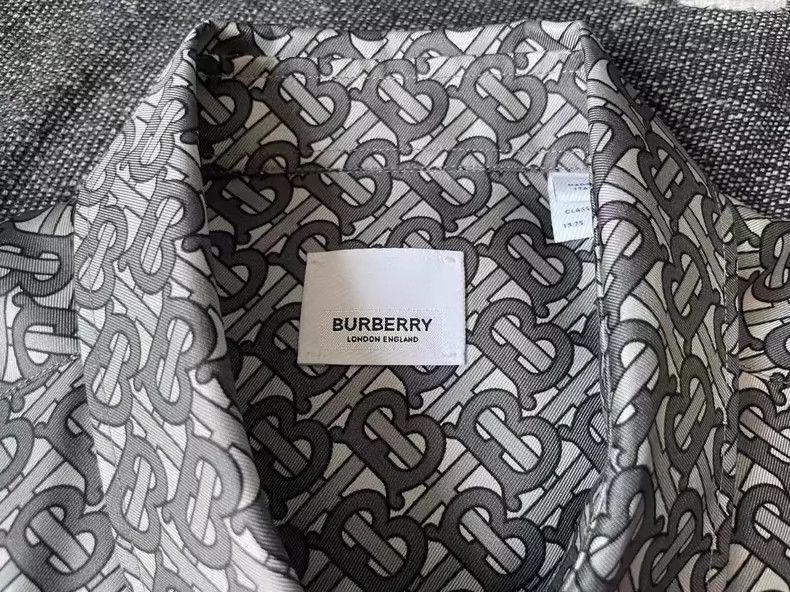 Burberry Burberry Printed Silk Long Sleeve Shirt-yf Size US M / EU 48-50 / 2 - 2 Thumbnail
