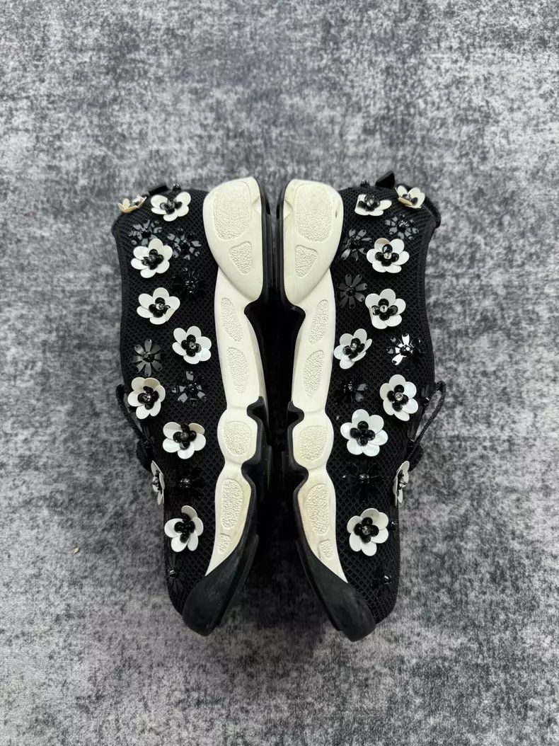 Dior Dior Black Garden Flower Shoes Size 35-yf Size US 5 / EU 37 - 3 Thumbnail