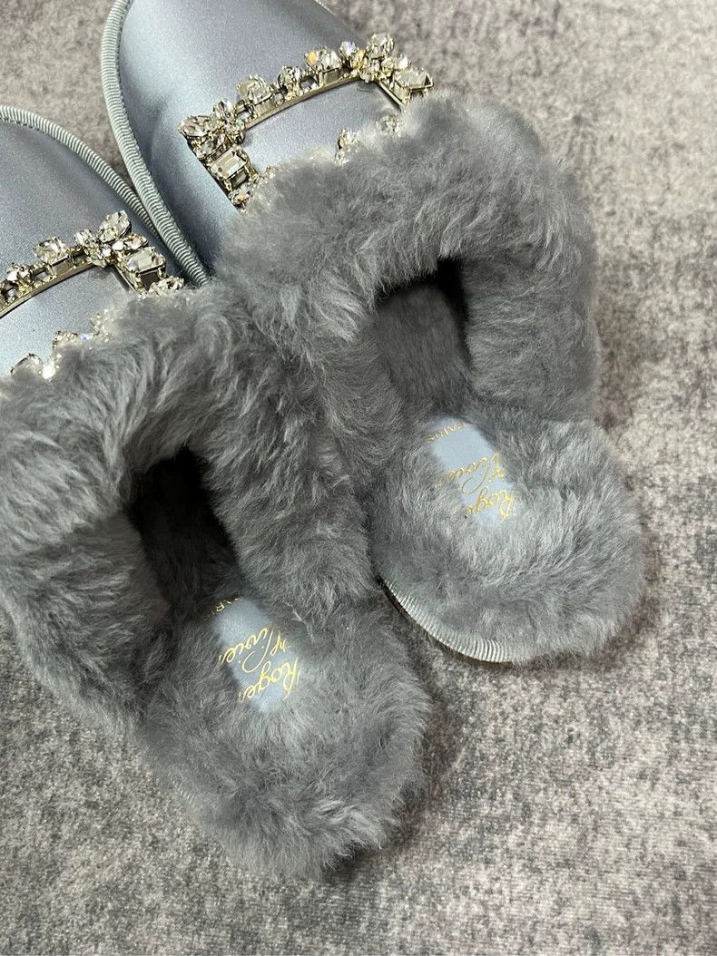 Roger Vivier Roger Vivier Plush Slide Slippers-yf Size US 5 / EU 37 - 4 Thumbnail
