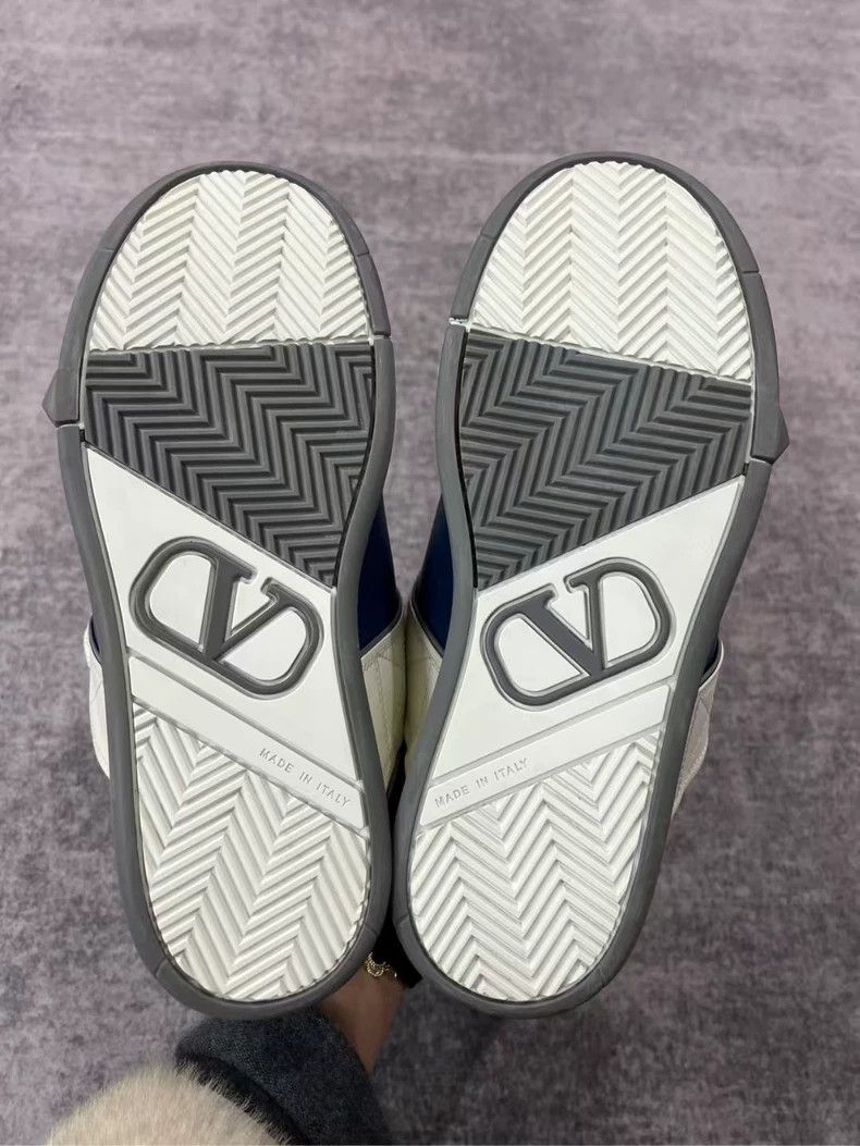 Valentino Valentino Blue and White Sneakers-yf Size US 8 / EU 41 - 7 Thumbnail