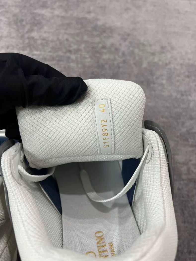 Valentino Valentino Blue and White Sneakers-yf Size US 8 / EU 41 - 6 Thumbnail