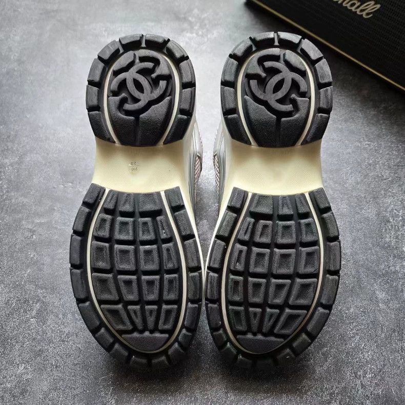 Chanel CHANEL Silver Sport Sneakers Size 36-yf Size US 5.5 / EU 38 - 7 Thumbnail