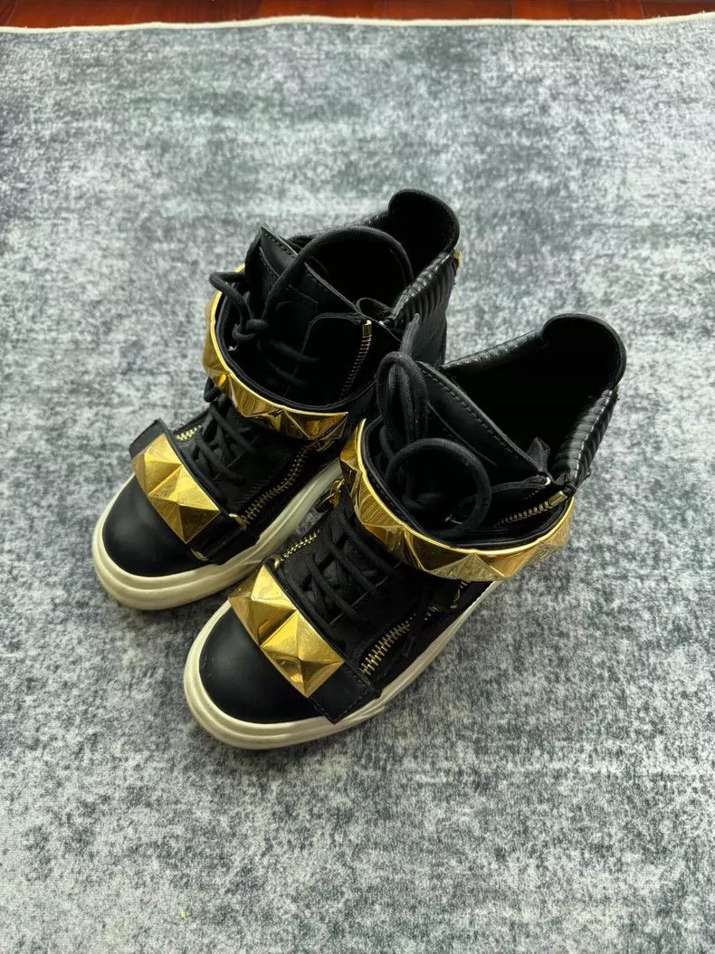 Giuseppe Zanotti Giuseppe Zanotti Black and Gold High-Top Sneakers-yf Size US 5.5 / EU 38 - 2 Thumbnail