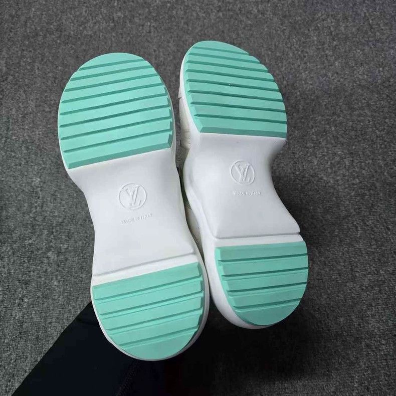 Louis Vuitton Louis Vuitton Green Ribbon Dad Sneakers-yf Size US 5.5 / EU 38 - 7 Thumbnail
