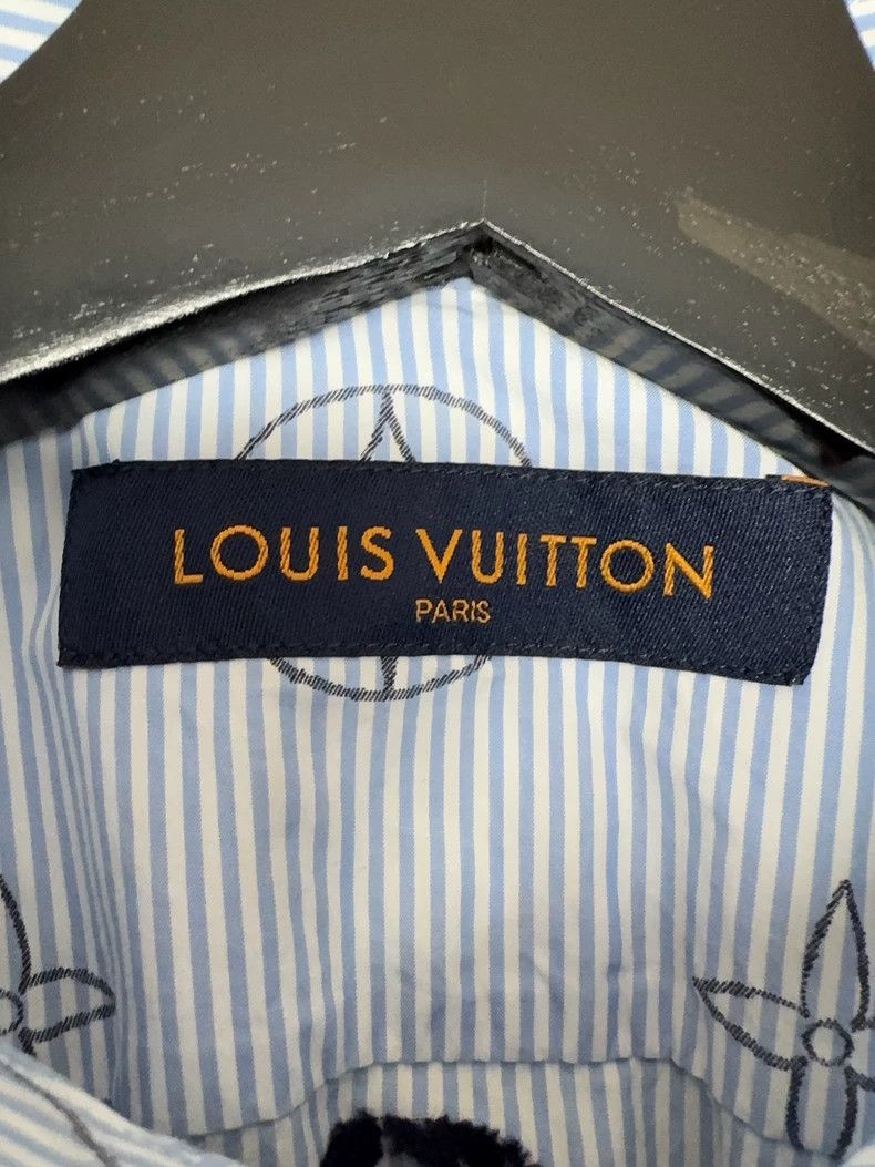 Louis Vuitton Louis Vuitton Striped Shirt with Logo Print-yf Size US L / EU 52-54 / 3 - 4 Thumbnail