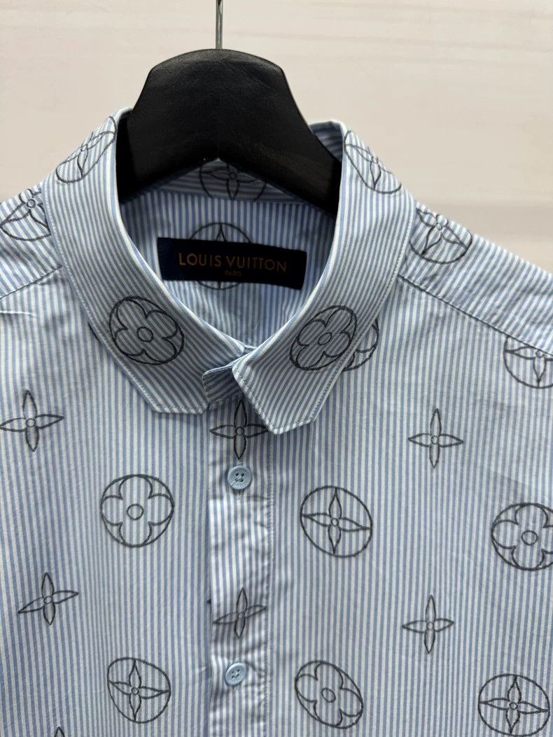 Louis Vuitton Louis Vuitton Striped Shirt with Logo Print-yf Size US L / EU 52-54 / 3 - 3 Thumbnail