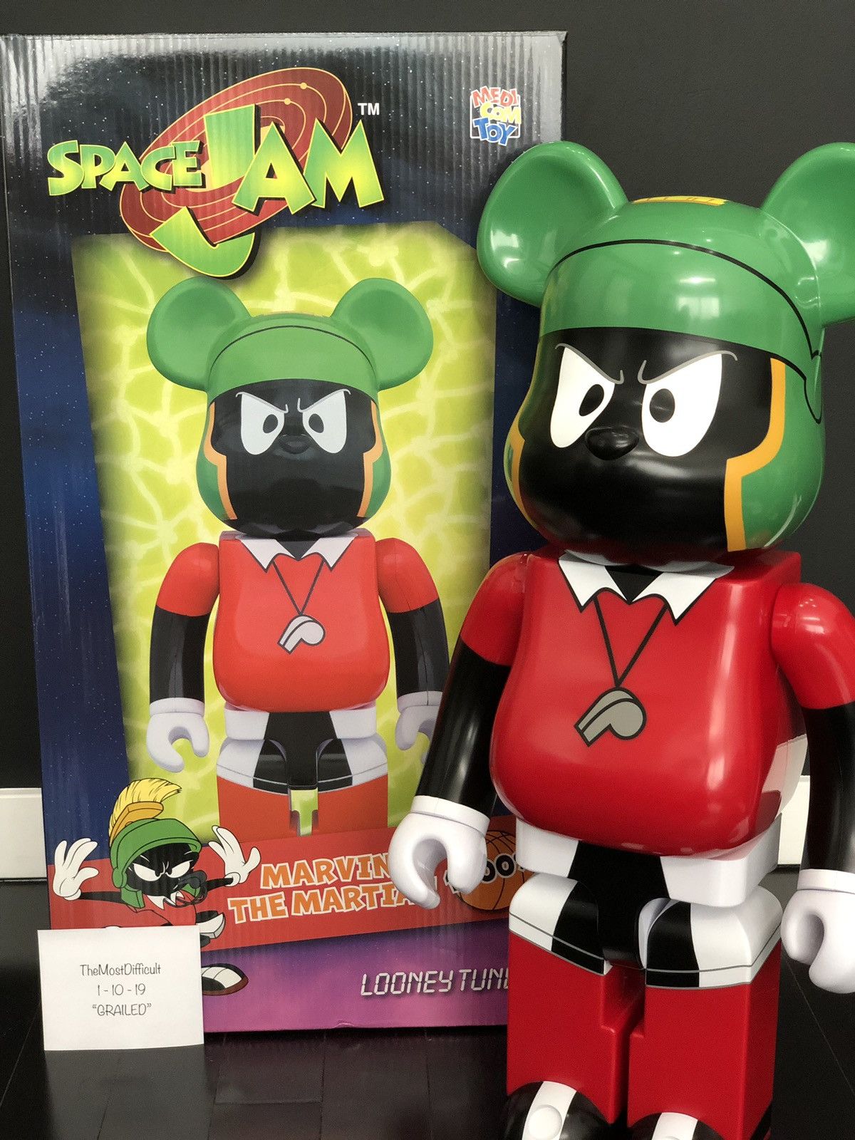 Medicom Toy 🚀 MARVIN THE MARTIAN 1000% 🚀 Size ONE SIZE - 1 Preview
