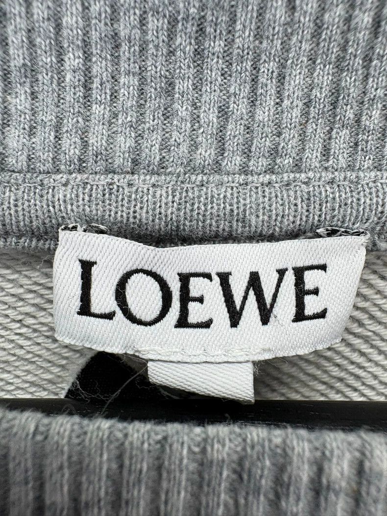 Loewe Loewe Gray Embroidered Logo Sweatshirt Size M-yf Size US M / EU 48-50 / 2 - 5 Thumbnail