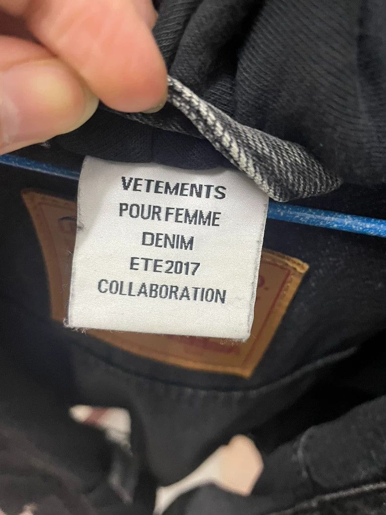 Vetements Vetements Levi's Denim Jacket with Hoodie-yf Size US XS / EU 42 / 0 - 3 Thumbnail