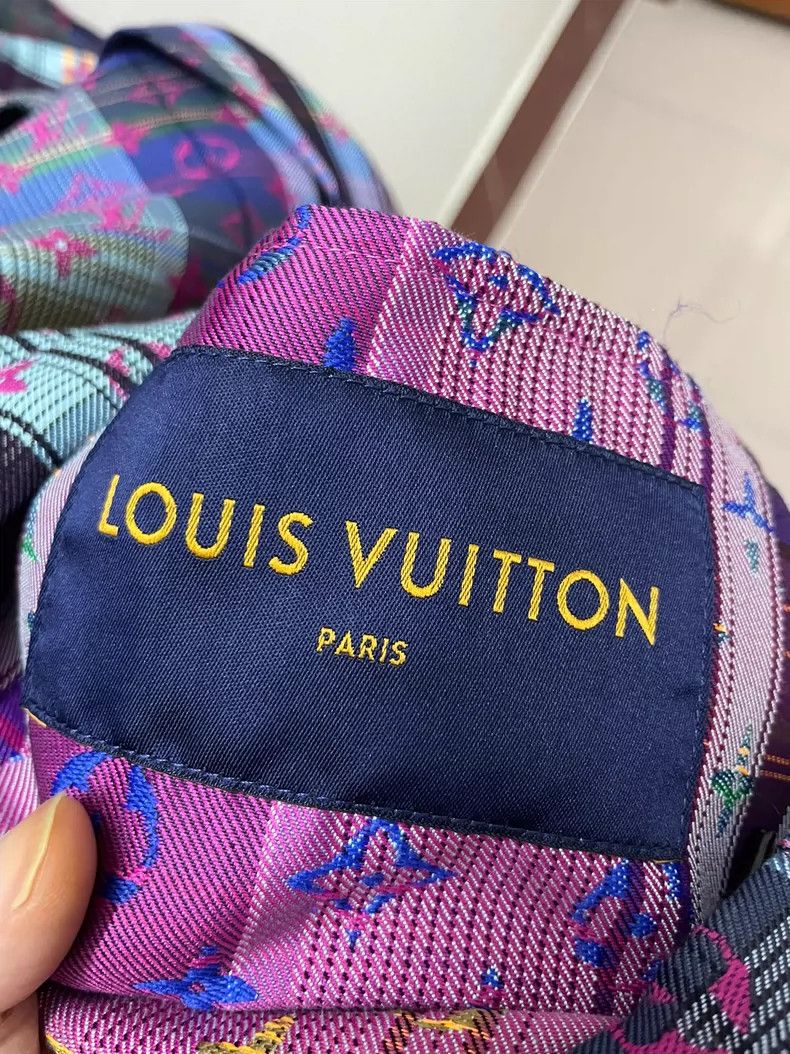 Louis Vuitton Louis Vuitton Colorful Plaid Logo Jacket-yf Size US L / EU 52-54 / 3 - 3 Thumbnail
