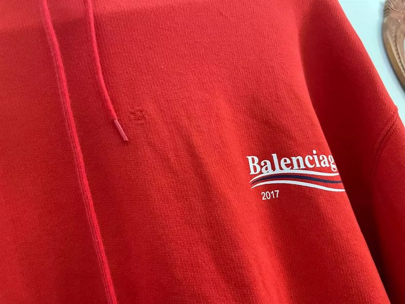 Balenciaga Balenciaga Red Logo Hoodie with Minor Flaws-yf Size US XS / EU 42 / 0 - 5 Thumbnail