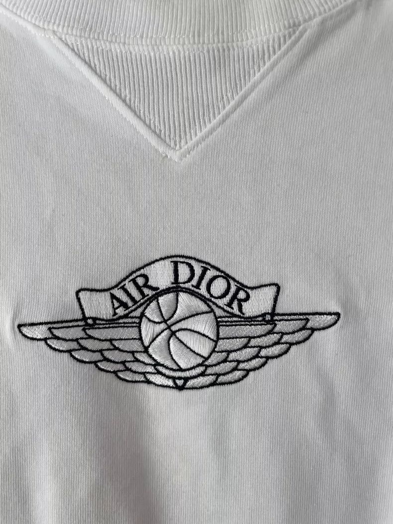 Dior Dior Jordan Embroidered Logo Short Sleeve Shirt-yf Size US L / EU 52-54 / 3 - 2 Thumbnail