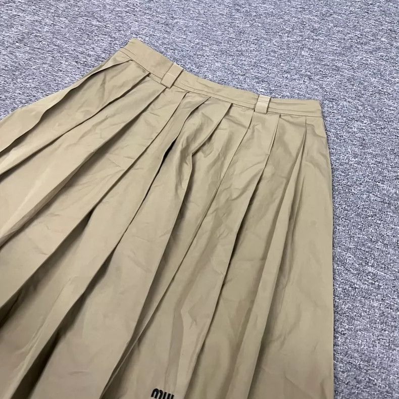 Miu Miu Miumiu Embroidered Logo Pleated Skirt Khaki-yf Size US 38 / EU 54 - 3 Thumbnail