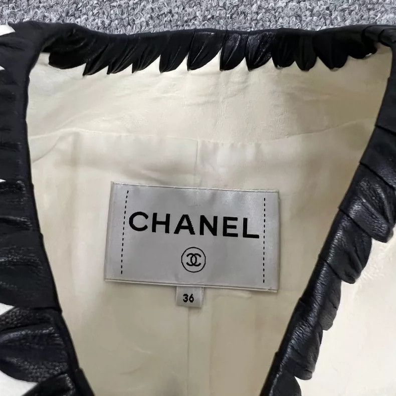 Chanel Chanel Black and White Leather Jacket-yf Size US S / EU 44-46 / 1 - 5 Thumbnail