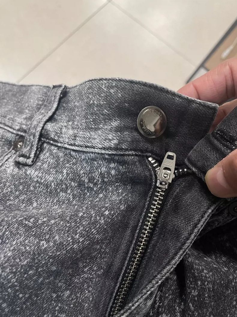Ermenegildo Zegna Ermenegildo Zegna Washed Casual Denim Pants-yf Size US 31 - 5 Thumbnail