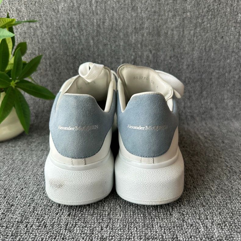 Alexander McQueen Alexander McQueen Oversized Sneaker in Blue-yf Size US 8 / EU 41 - 3 Thumbnail