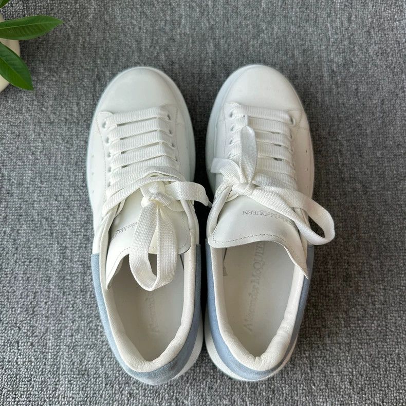 Alexander McQueen Alexander McQueen Oversized Sneaker in Blue-yf Size US 8 / EU 41 - 4 Thumbnail