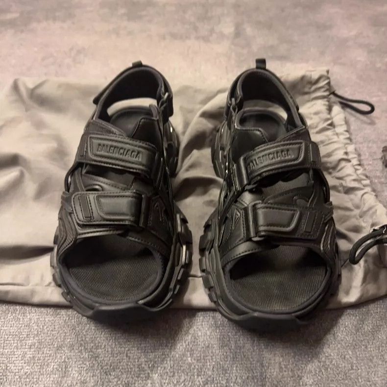 Balenciaga Balenciaga Track 2.0 Beach Sandals Black-yf Size US 7.5 / EU 40-41 - 2 Thumbnail