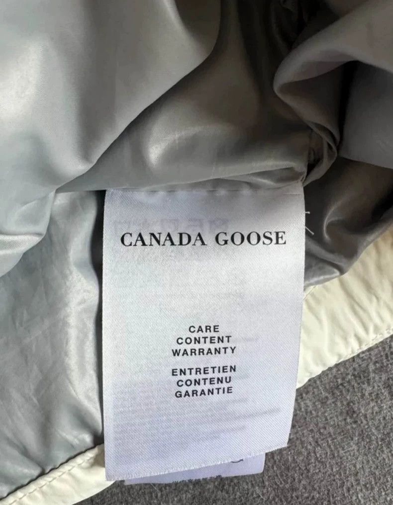 Canada Goose Canada Goose Rayla Women's Down Vest-yf Size US M / EU 48-50 / 2 - 4 Thumbnail