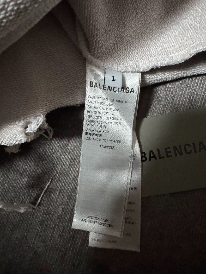 Balenciaga Balenciaga Distressed Hooded Sweatshirt with Fringe-yf Size US M / EU 48-50 / 2 - 4 Thumbnail