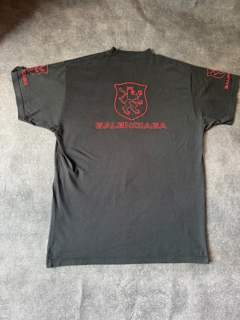 Balenciaga Balenciaga Lion Club Black and Red T-Shirt-yf Size US S / EU 44-46 / 1 - 2 Thumbnail
