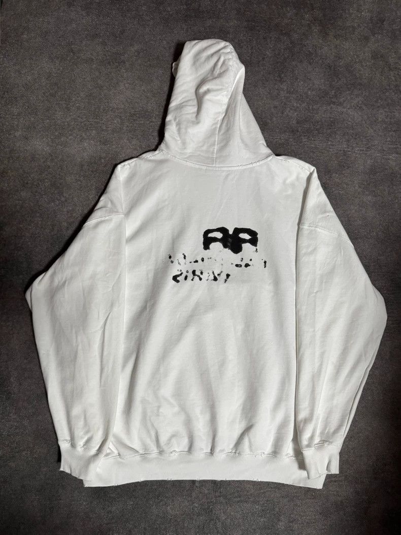 Balenciaga Balenciaga Painted Logo Hoodie OS Size-yf Size US M / EU 48-50 / 2 - 2 Thumbnail
