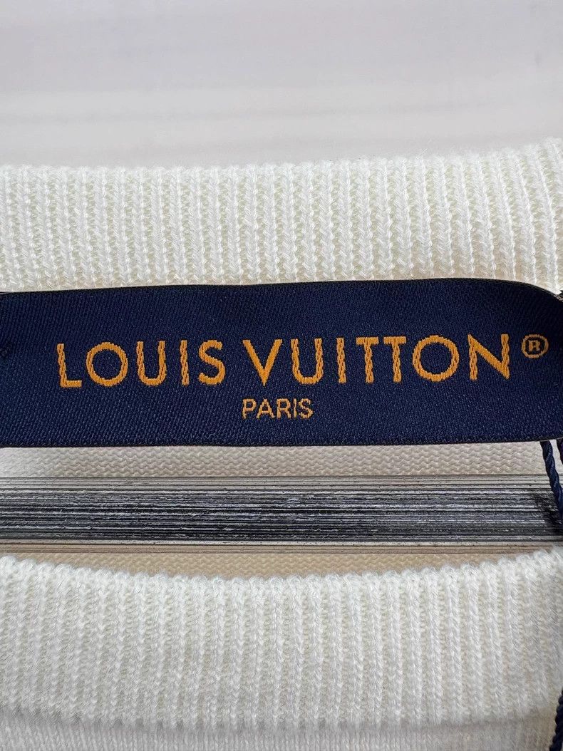 Louis Vuitton Louis Vuitton Flower Logo Short Sleeve Shirt-yf Size US L / EU 52-54 / 3 - 5 Thumbnail