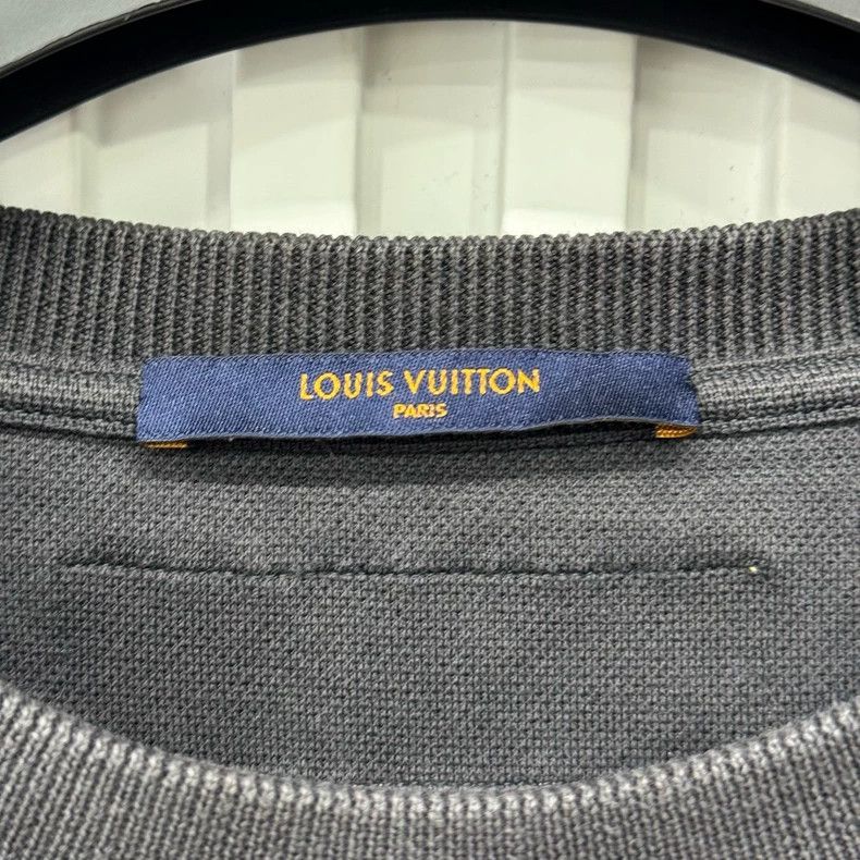 Louis Vuitton Louis Vuitton Embroidered Short Sleeve T-Shirt-yf Size US XL / EU 56 / 4 - 4 Thumbnail