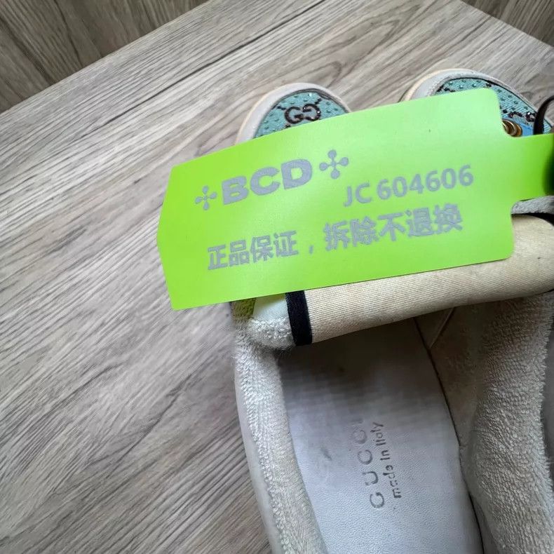 Gucci Gucci Water Rhinestone Sneakers Size 35.5-yf Size US 5.5 / EU 38 - 7 Thumbnail