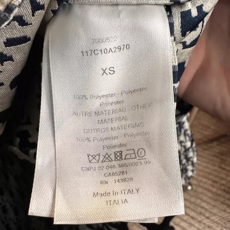 Dior Dior Full Print Logo Hooded Jacket-yf Size US XS / EU 42 / 0 - 4 Thumbnail