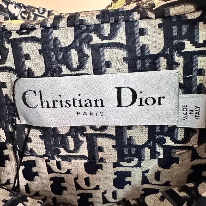 Dior Dior Full Print Logo Hooded Jacket-yf Size US XS / EU 42 / 0 - 3 Thumbnail