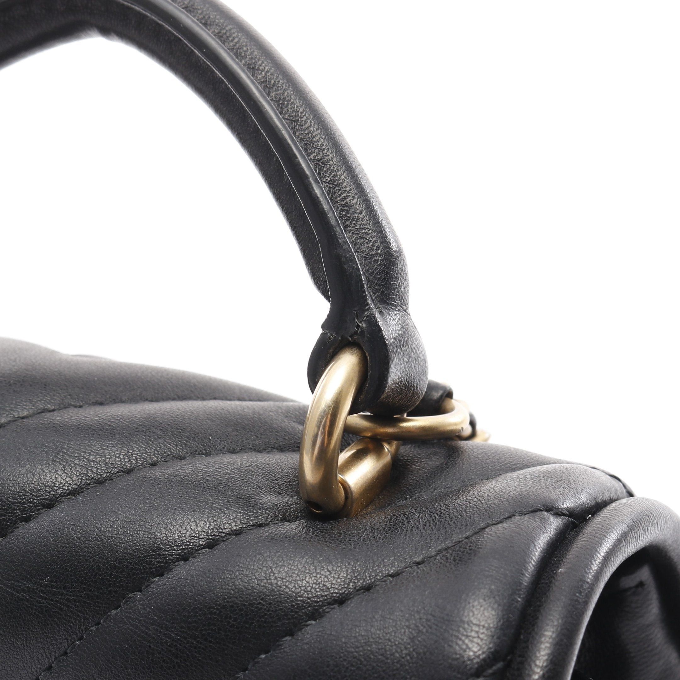 Chanel Chanel Chevron V-Stitch Chain Shoulder Bag Lambskin Black Gold Hardware Size ONE SIZE - 9 Thumbnail