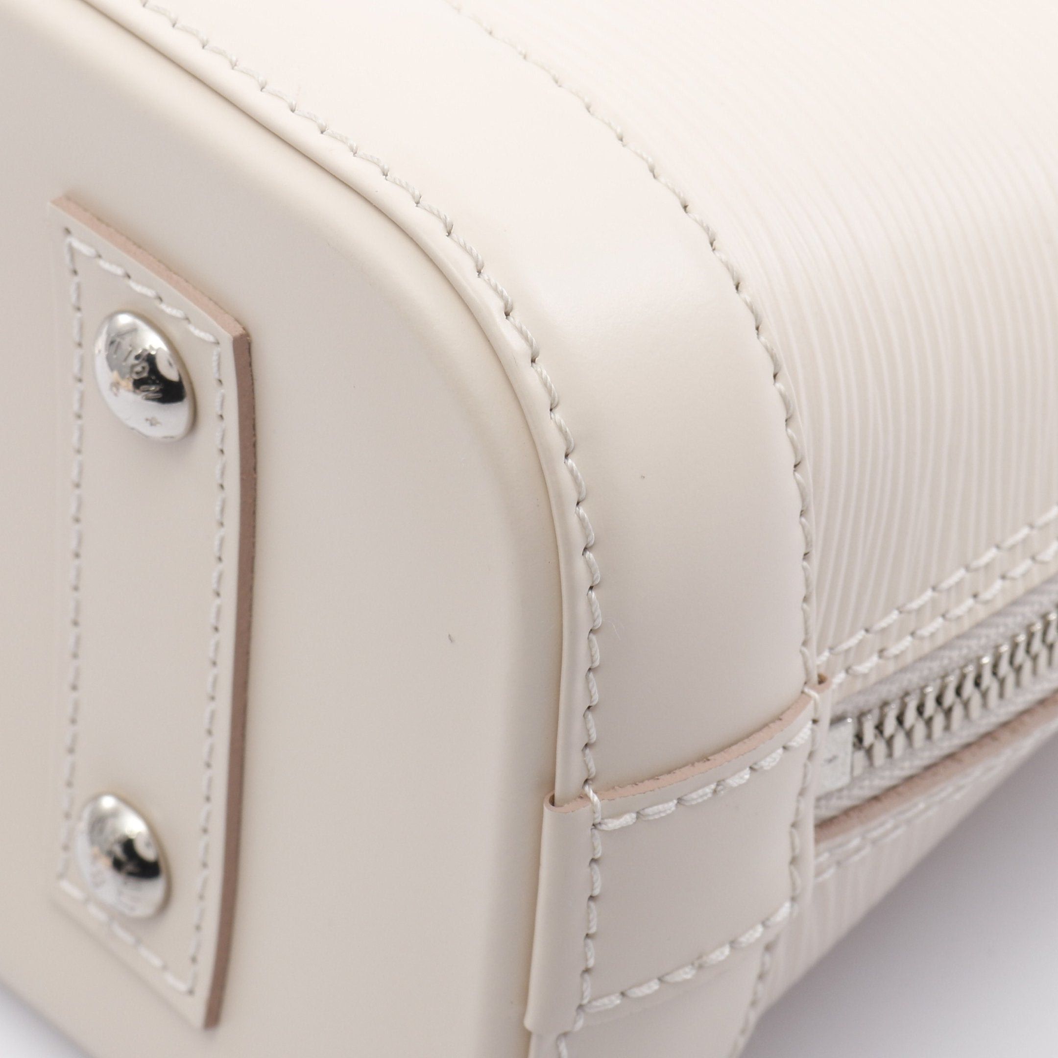 Louis Vuitton Louis Vuitton Alma Bb Epi Quartz Handbag Leather Ivory Size ONE SIZE - 6 Thumbnail