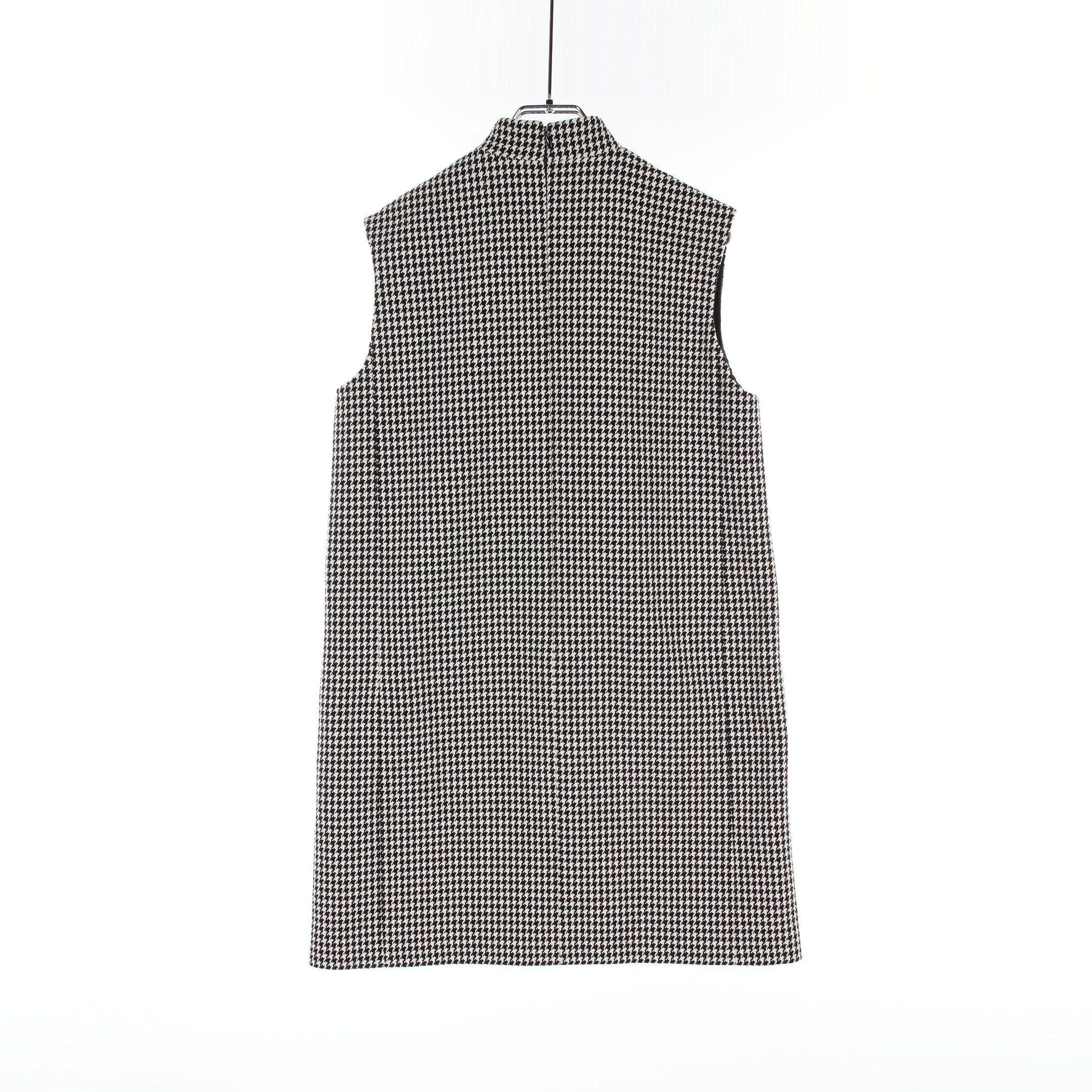 Dior Dior Bee Embroidery One Piece High Neck No Sleeve Houndstooth Wool Nylon White Black Size ONE SIZE - 2 Thumbnail