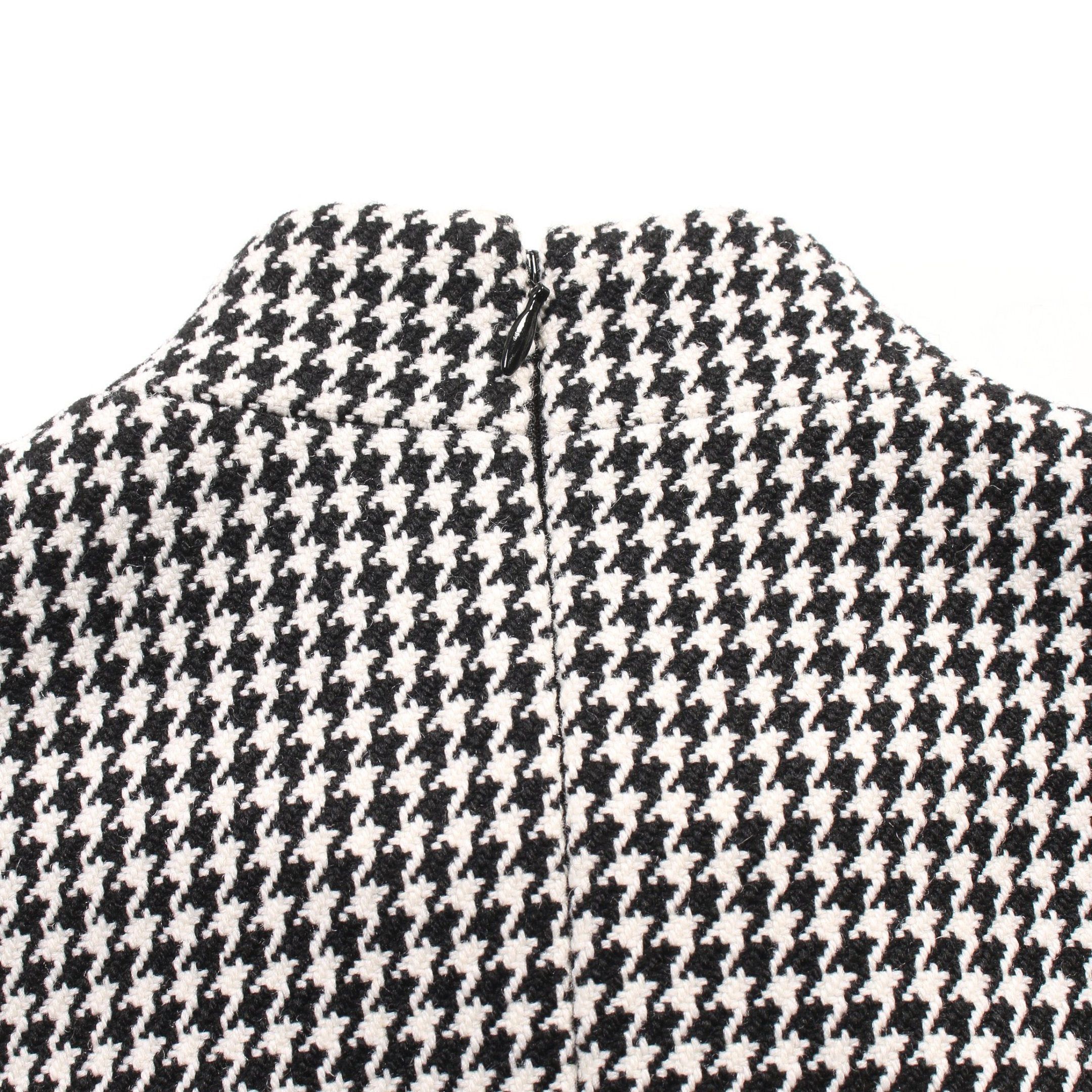 Dior Dior Bee Embroidery One Piece High Neck No Sleeve Houndstooth Wool Nylon White Black Size ONE SIZE - 5 Thumbnail