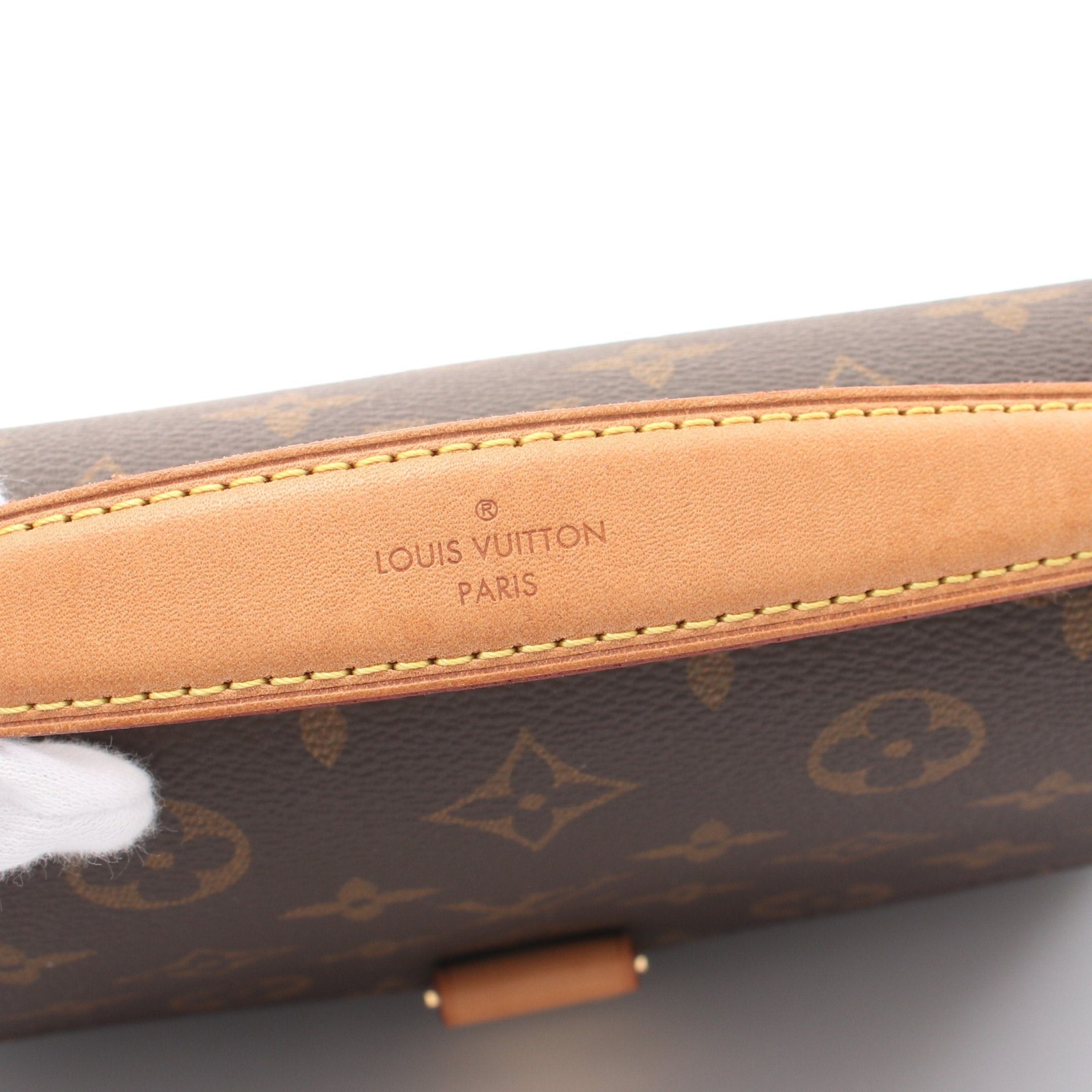 Louis Vuitton Louis Vuitton Pochette Metis Mm Monogram Handbag Leather Brown Size ONE SIZE - 8 Thumbnail
