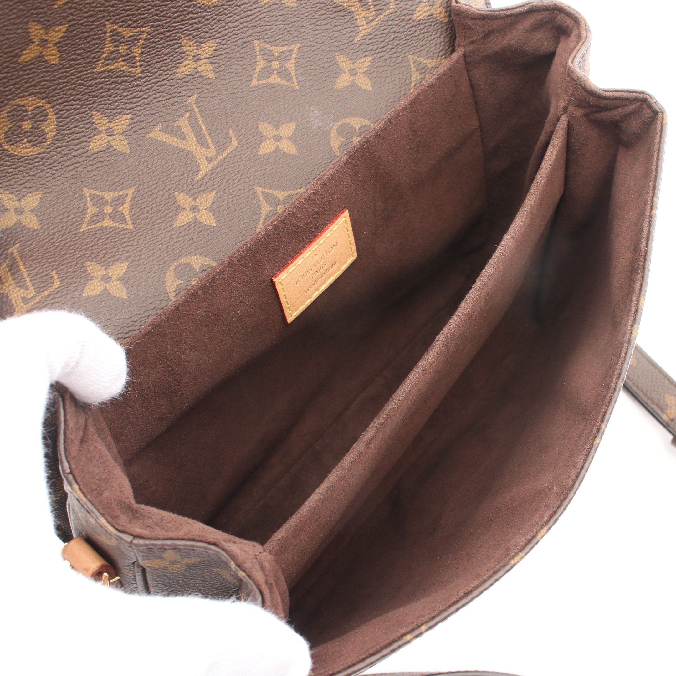 Louis Vuitton Louis Vuitton Pochette Metis Mm Monogram Handbag Leather Brown Size ONE SIZE - 3 Thumbnail