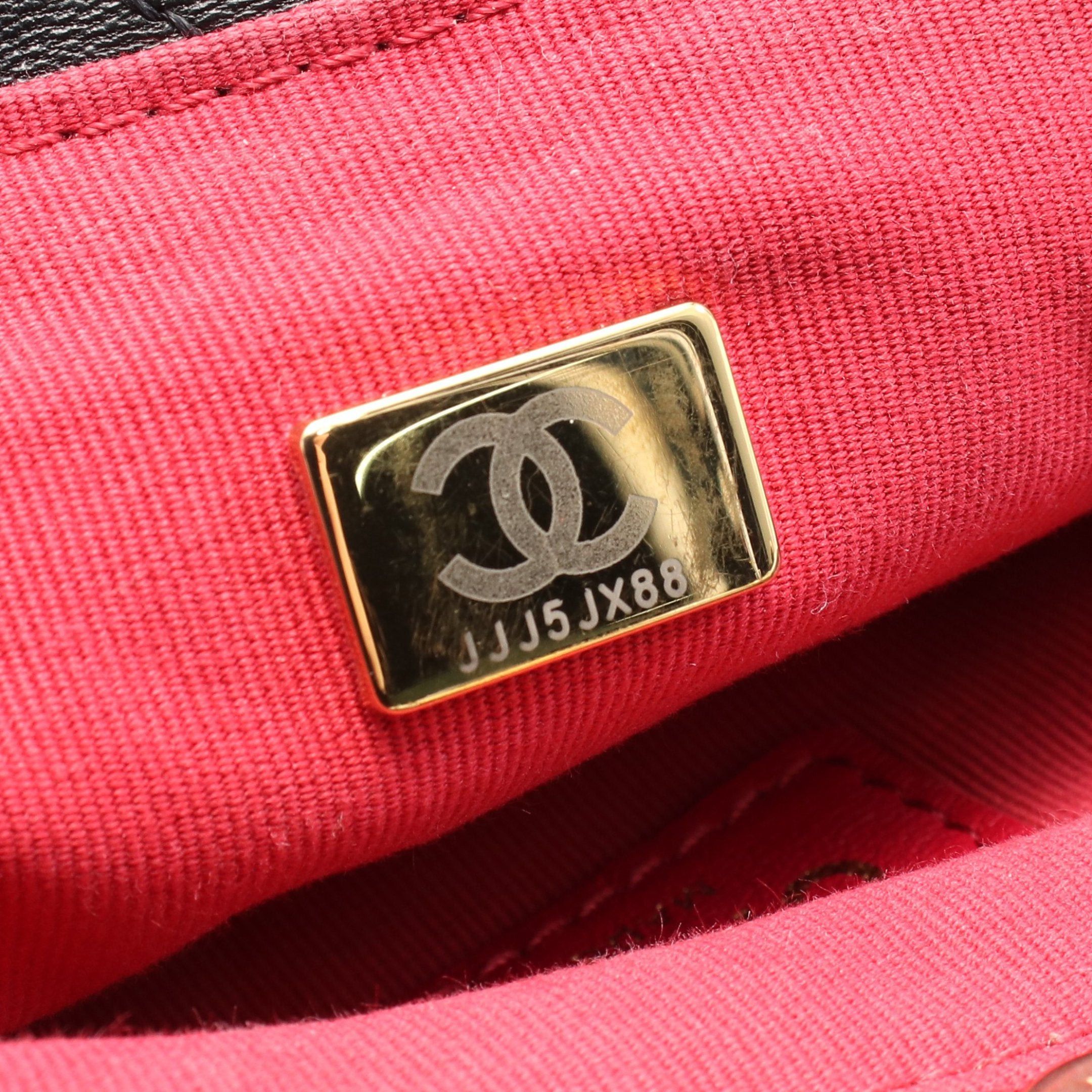 Chanel Chanel Matelasse Handbag Leather Black Gold Hardware Size ONE SIZE - 5 Thumbnail