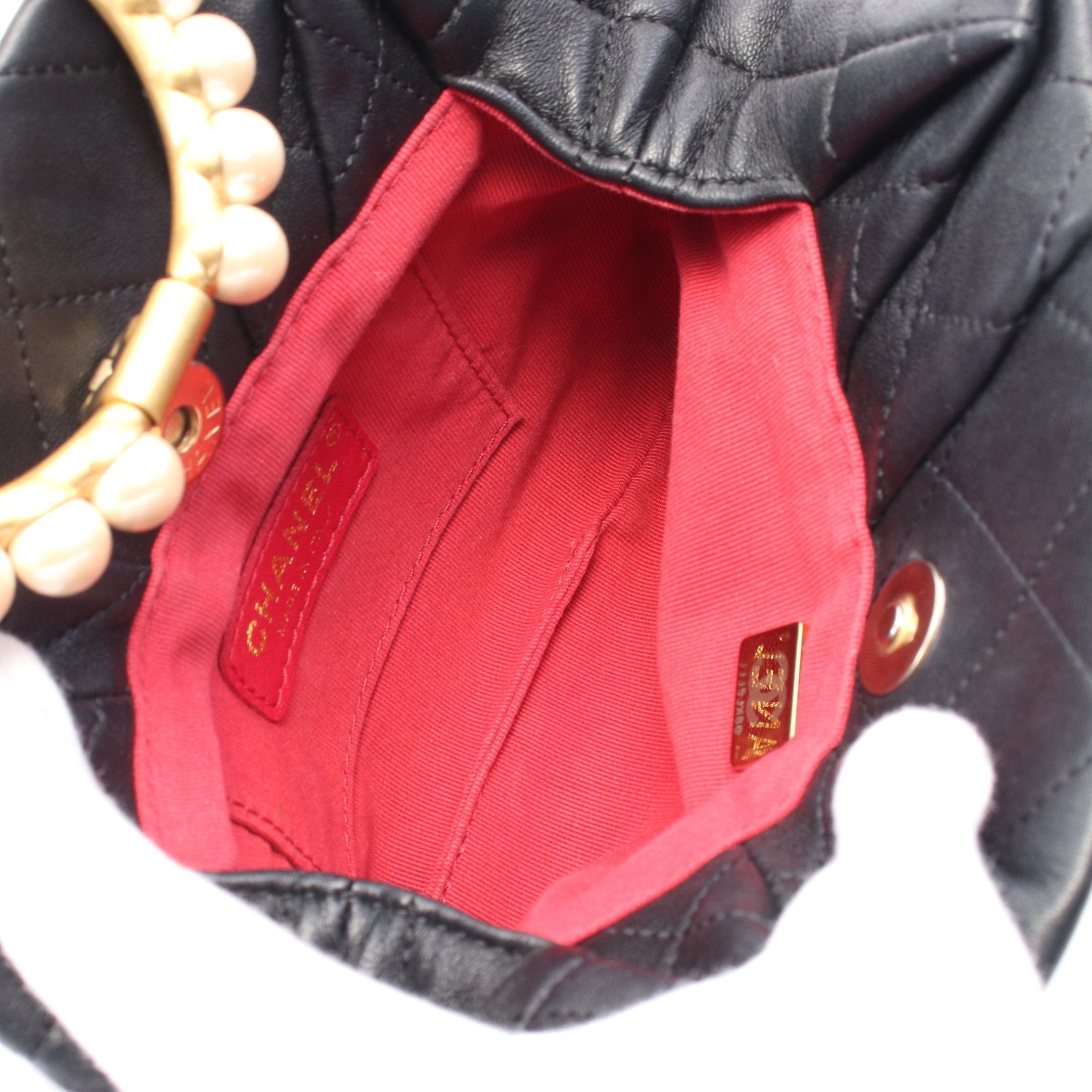 Chanel Chanel Matelasse Handbag Leather Black Gold Hardware Size ONE SIZE - 3 Thumbnail