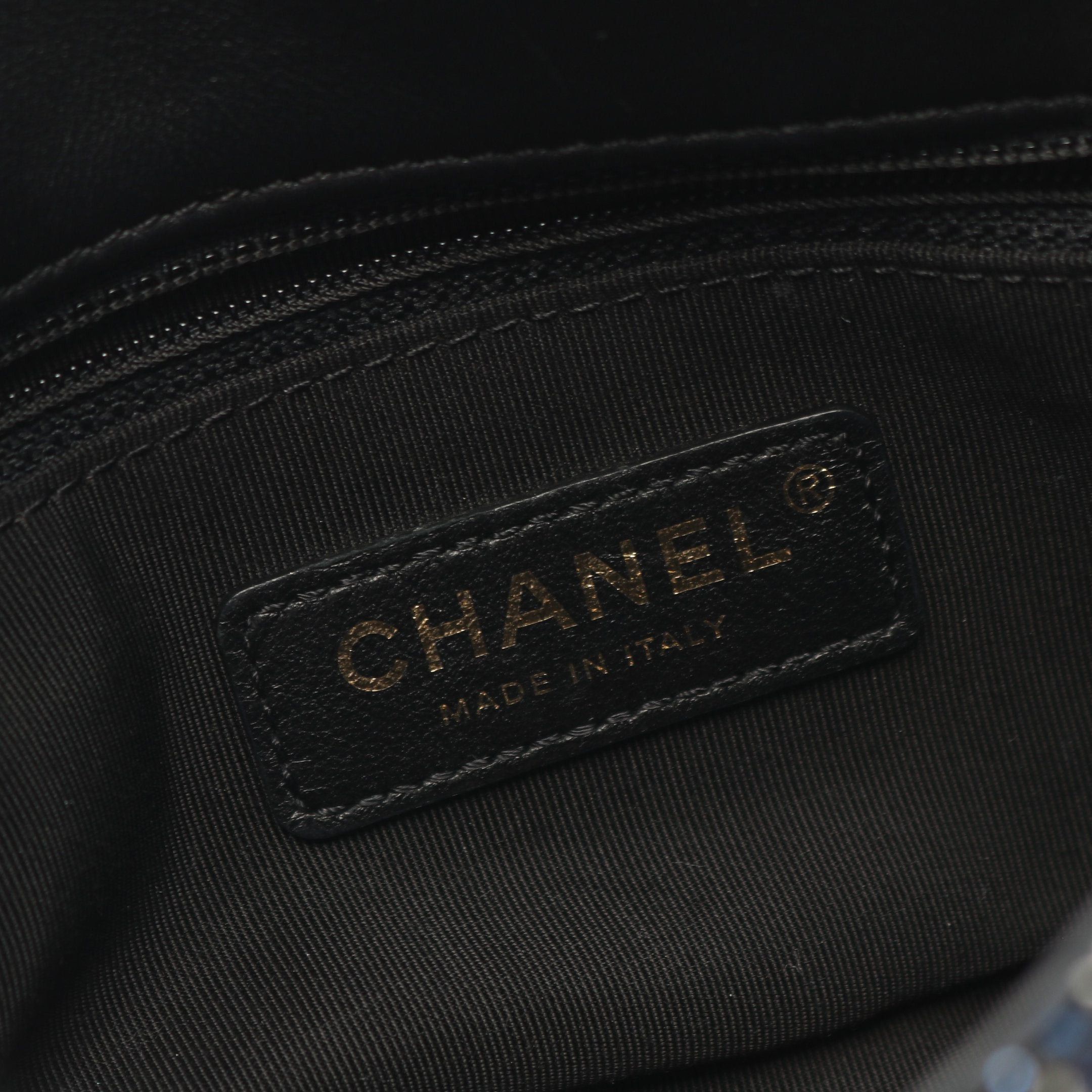 Chanel Chanel Coco Mark Fake Pearl Chain Shoulder Bag Tweed Navy Gold Hardware Sequin Size ONE SIZE - 4 Thumbnail