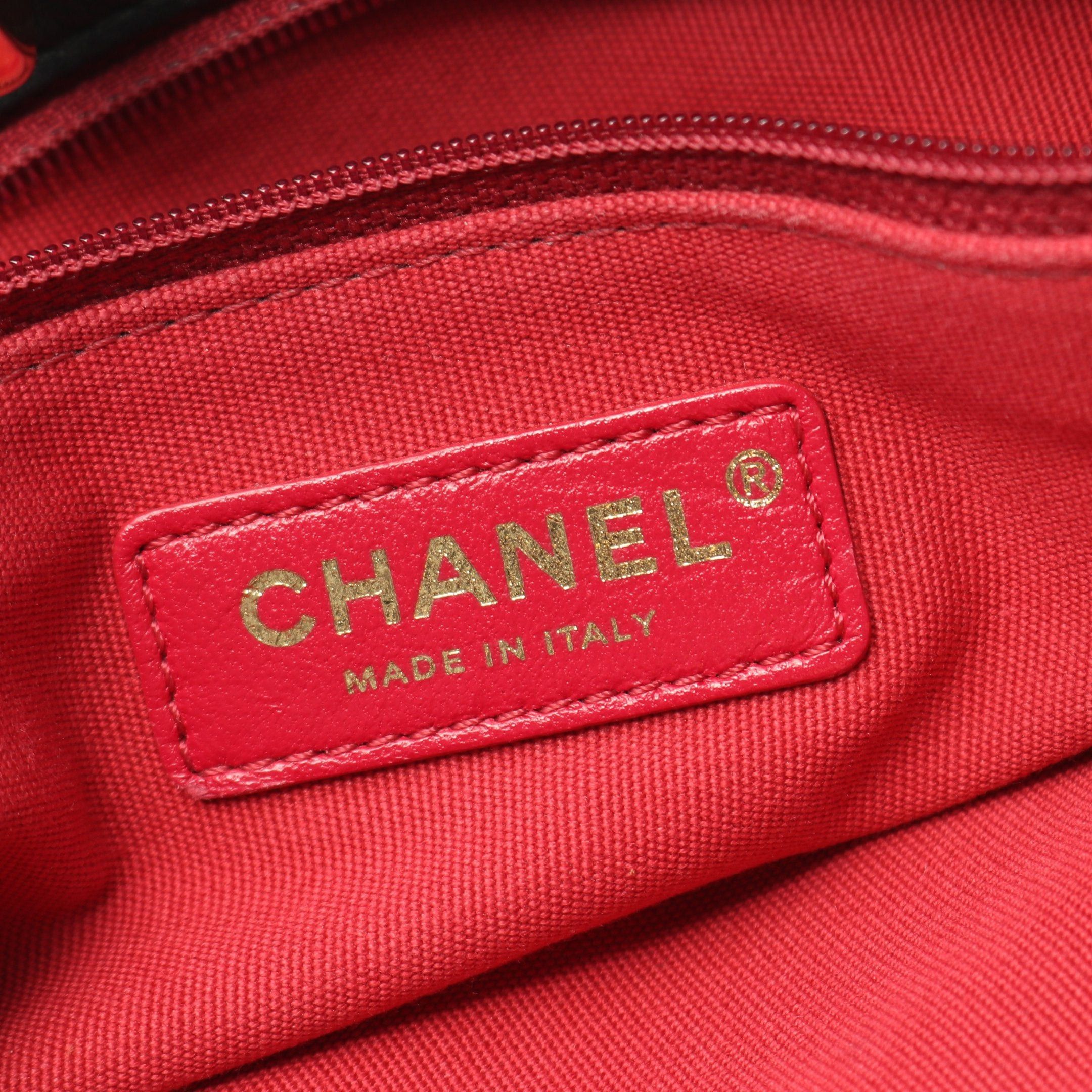 Chanel Chanel Coco Mark Chain Shoulder Bag Tote Leather Black Gold Hardware Size ONE SIZE - 4 Thumbnail