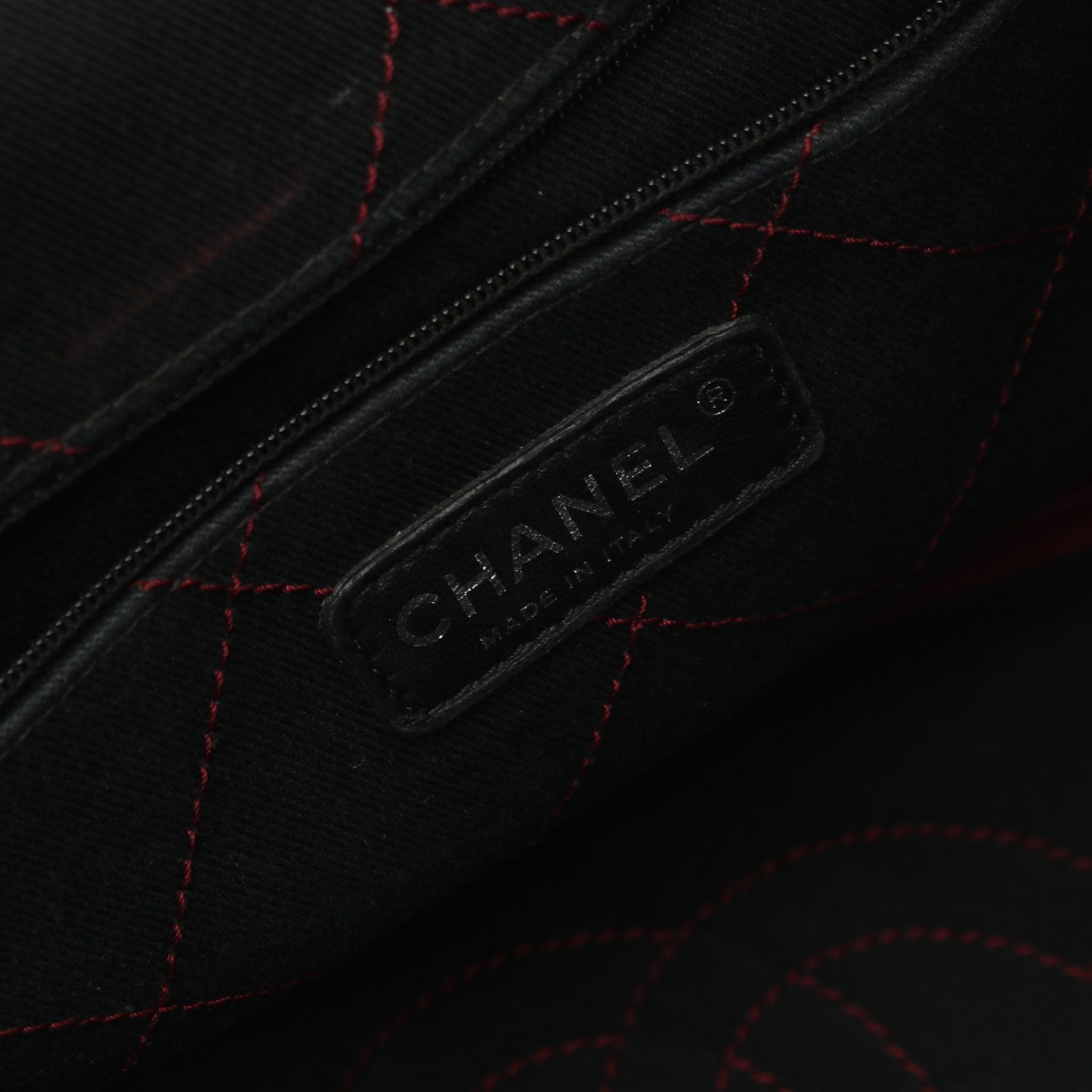 Chanel Chanel On The Road Shoulder Bag Tote Caviar Skin Leather Red Black Silver Hardware Size ONE SIZE - 4 Thumbnail